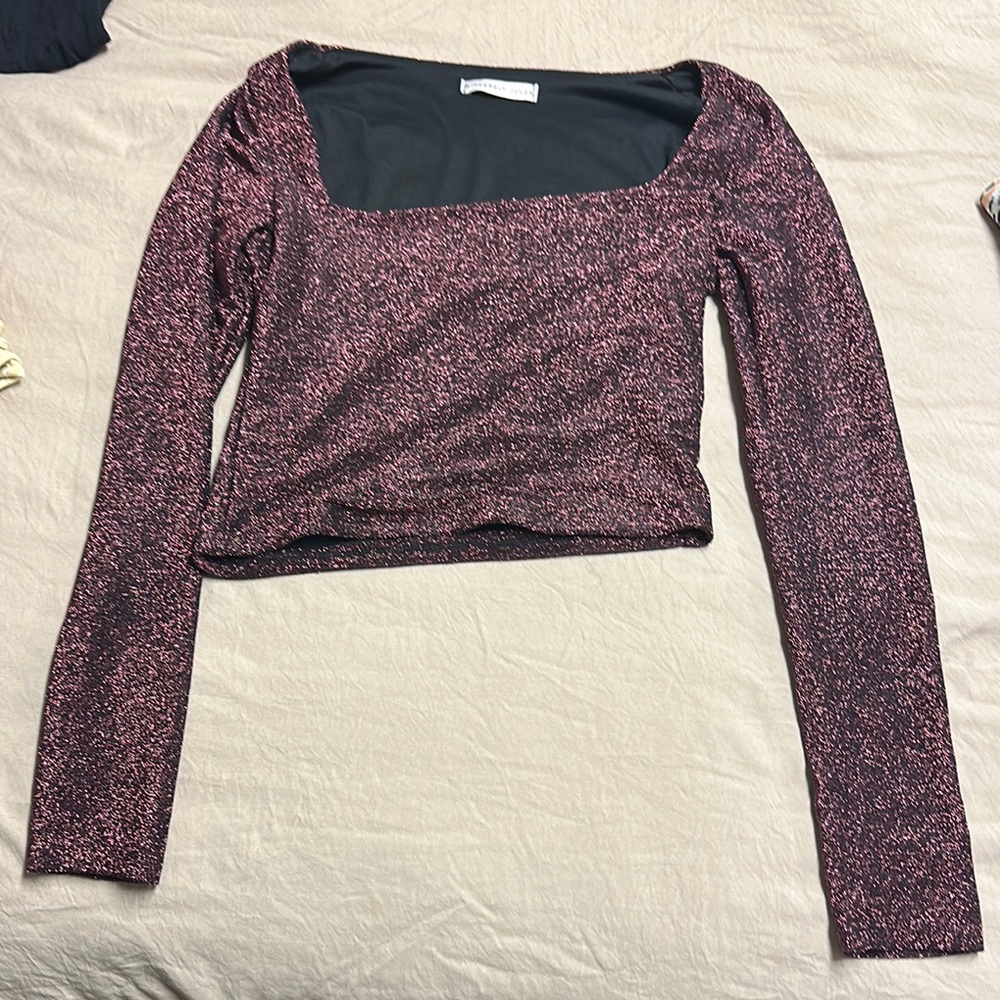 Sincerly Jules Pink and Gold Off the Shoulder Crop Blouse